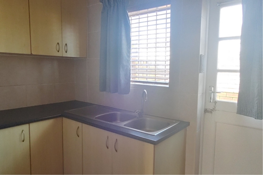2 Bedroom Property for Sale in Protea Heights Western Cape